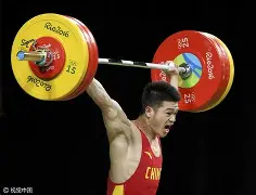 举重热身赛上演强强对话，东海霹雳队强势横扫漠南天虎队，多点开花奏效；节奏掌控在手的简单介绍