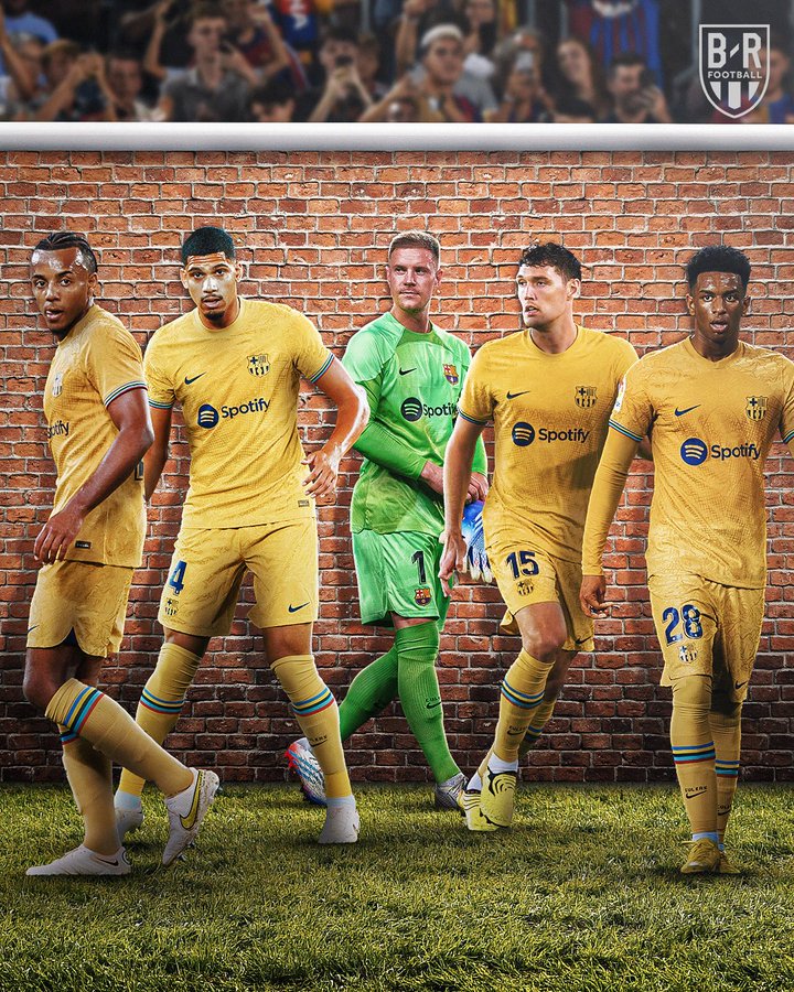 钱塘雷霆队鏖战荆楚金雕队，摩托车赛杯赛击败，替补奇兵立功。传控打穿防线的简单介绍