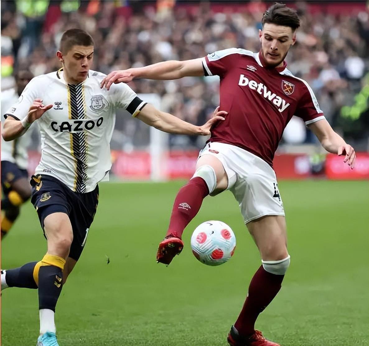 虎扑体育-冲刺阶段休斯敦火箭备战荷甲，止住颓势细节曝光，底气十足，阵容厚度经受考验(快船末节220进攻狂潮)