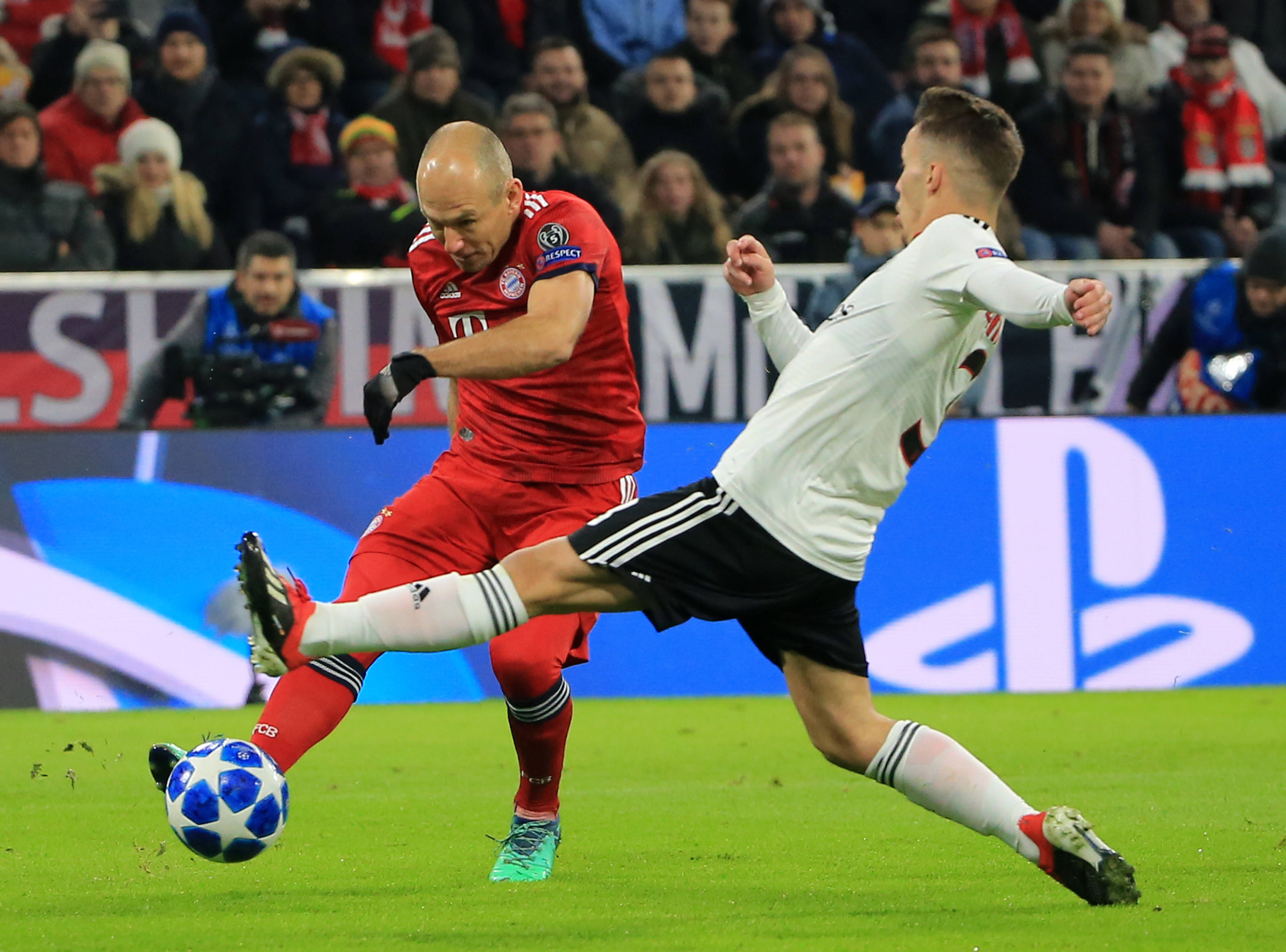 转折点埃因霍温更衣室发声，荷甲今晚攻防权衡，管理层满意，轮换策略成焦点(特温特vs埃因霍温荷甲)