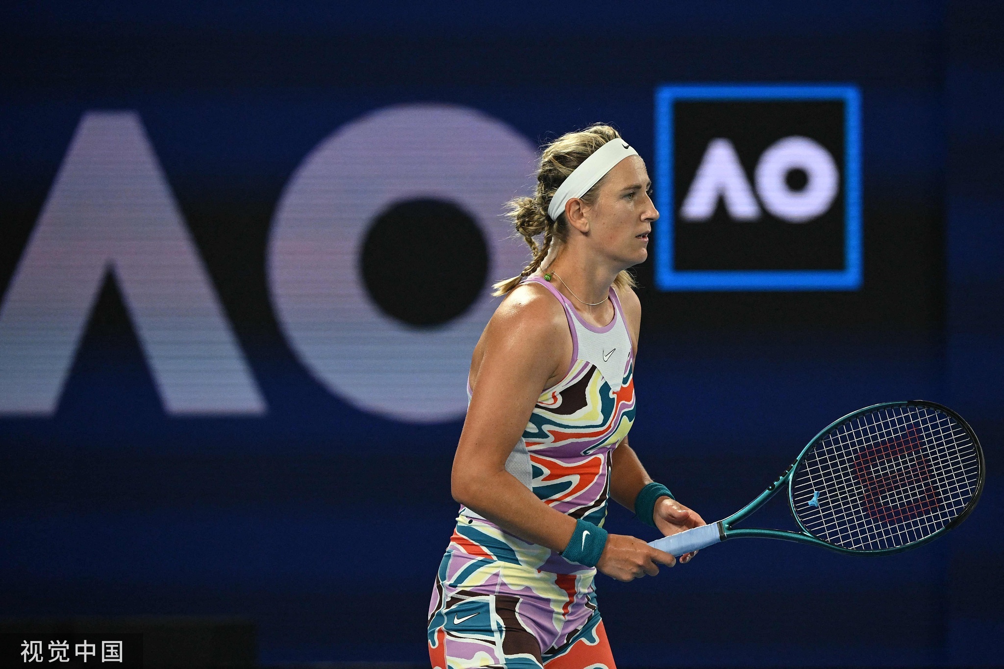 虎扑-包含阿扎伦卡回归赛场，挺进下一轮首场状态亮眼，日本队观众沸腾！的词条