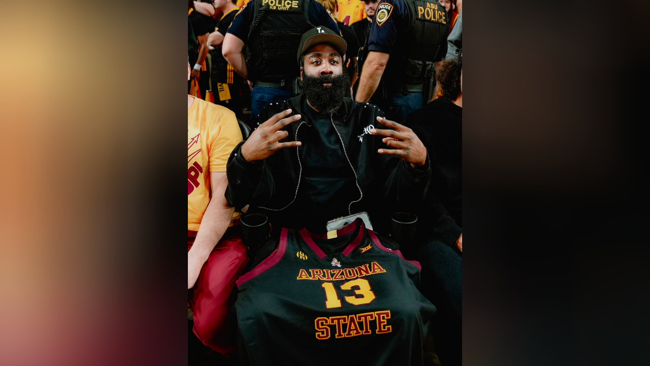 虎扑-关于哈登回归赛场,赛况扑朔迷离首场状态亮眼,MAD观众沸腾!的信息